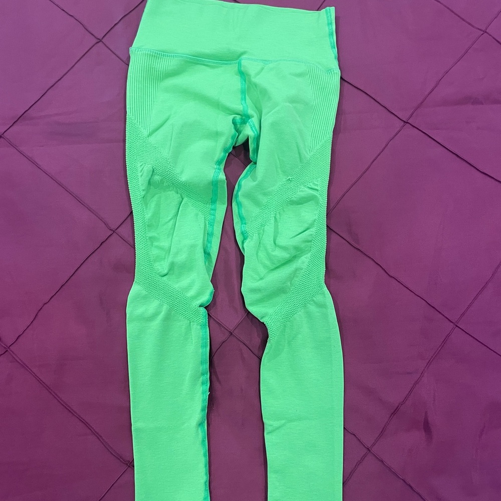 Alphalete Aero leggings